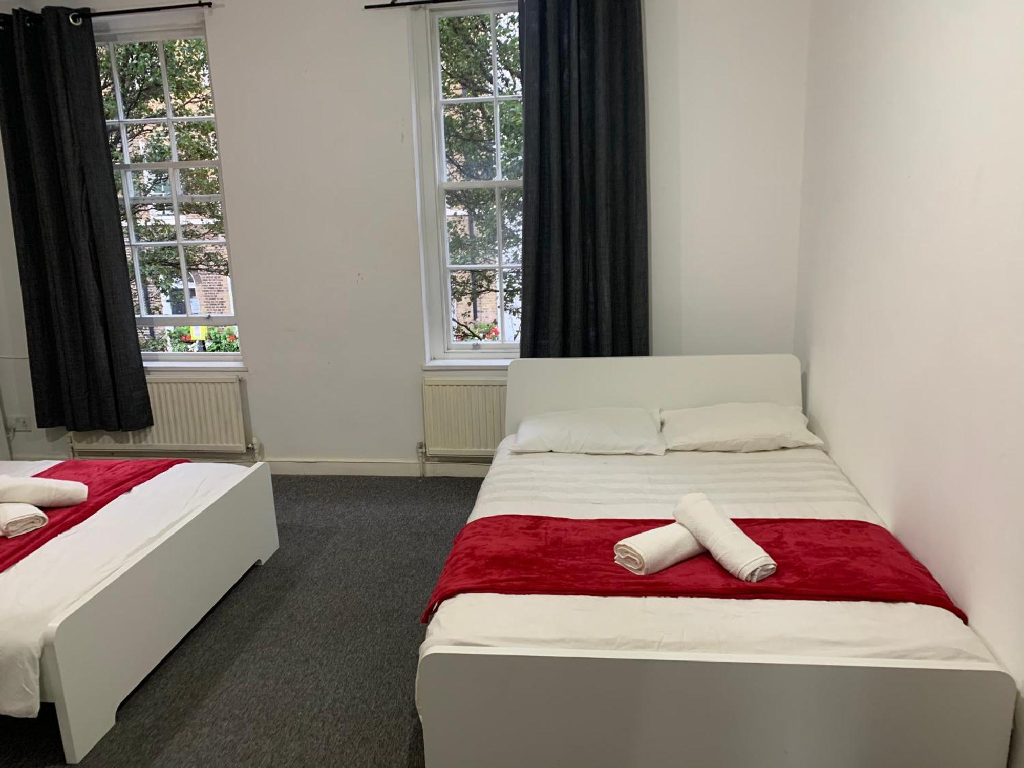 Guest house Warren Street *
