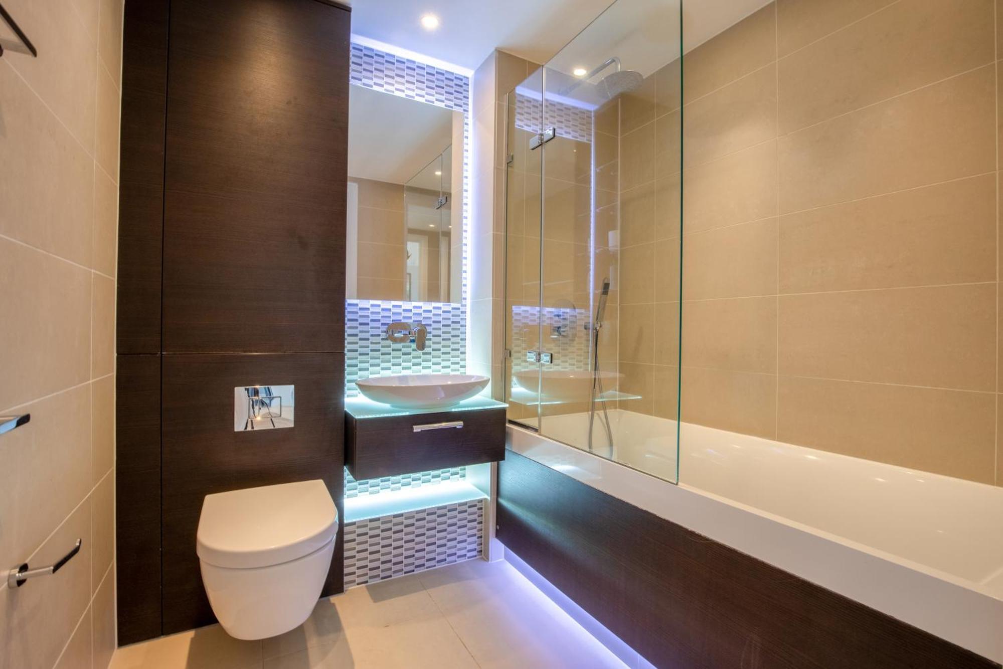 Londwell, Spitalfields & Brick Lane Luxury Balcony Penthouse Apartment