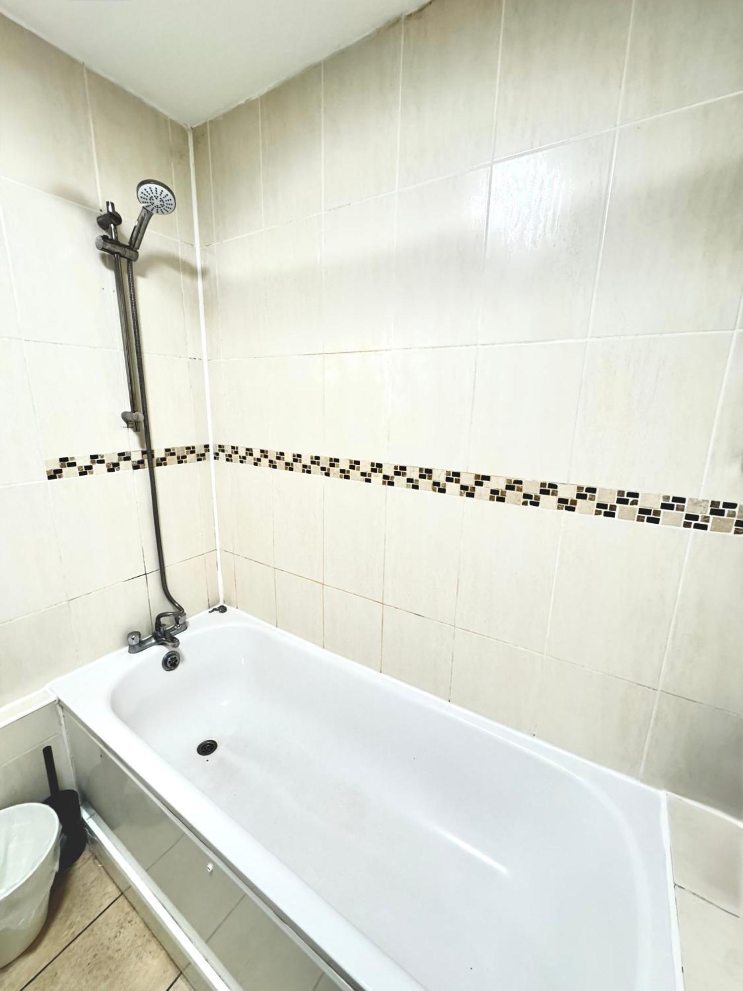 Vallance Homestay London