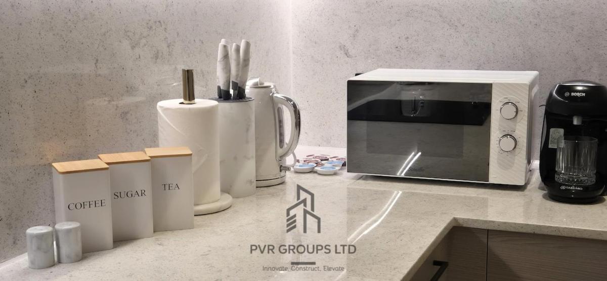 Canary Wharf Stay Modern 1Br Fast Wifi & Balcony Views Apartment