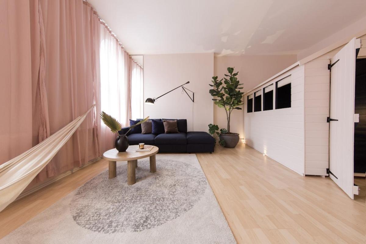Apartment Loft W 100inch Cinema, Premium Mattress & Hammock, By The Design Traveller