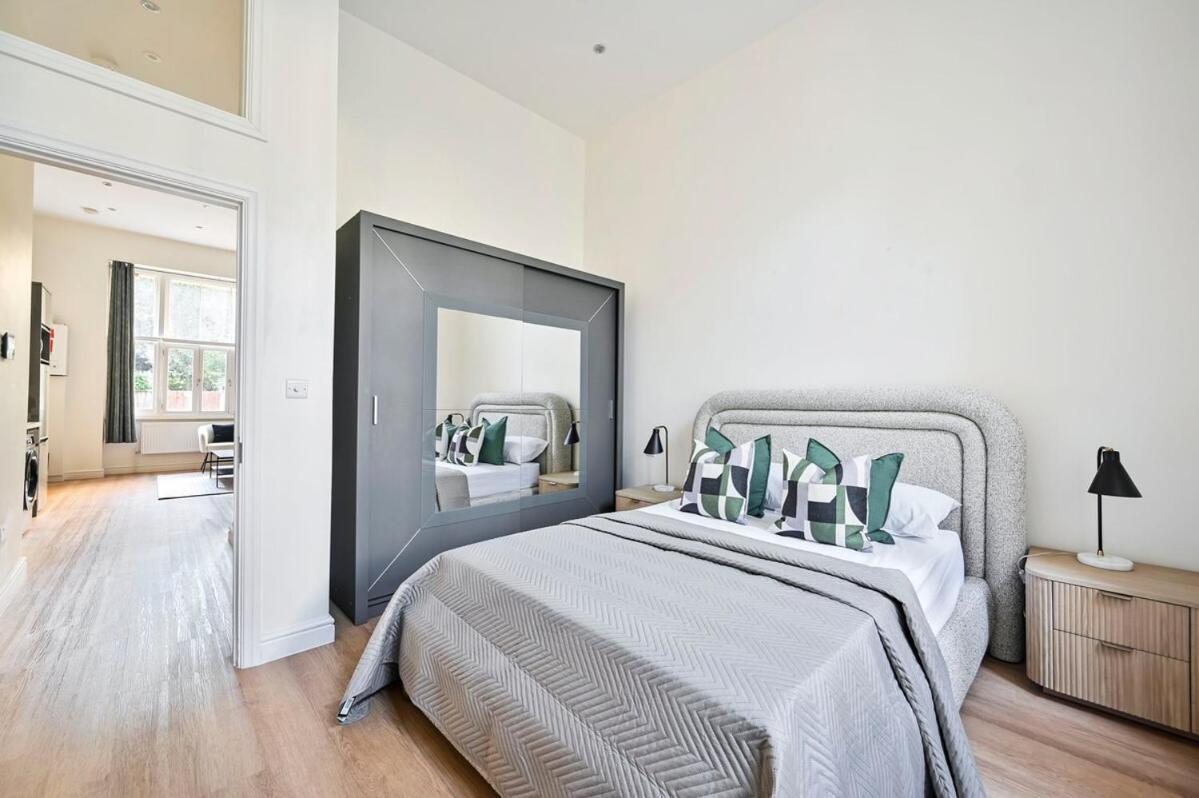 Knightsbridge Ground Floor Gem Next Hide Park Appartement Londen