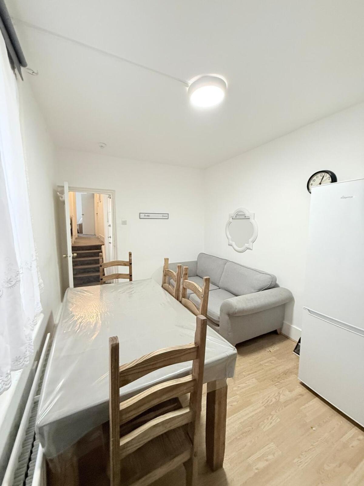 Cozy & Calm 3br Hideaway Apartment