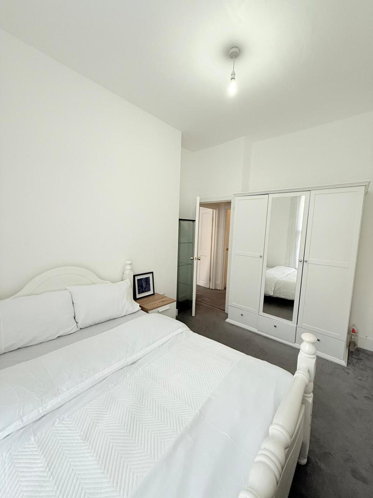Cozy & Calm 3br Hideaway Apartment London