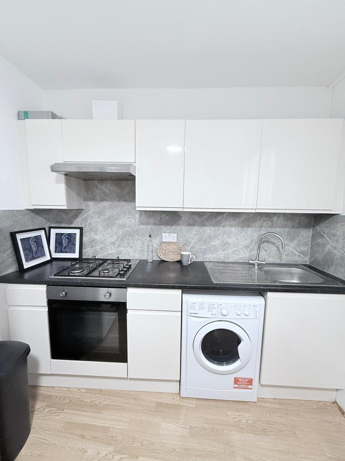 Cozy & Calm 3br Hideaway Apartment London