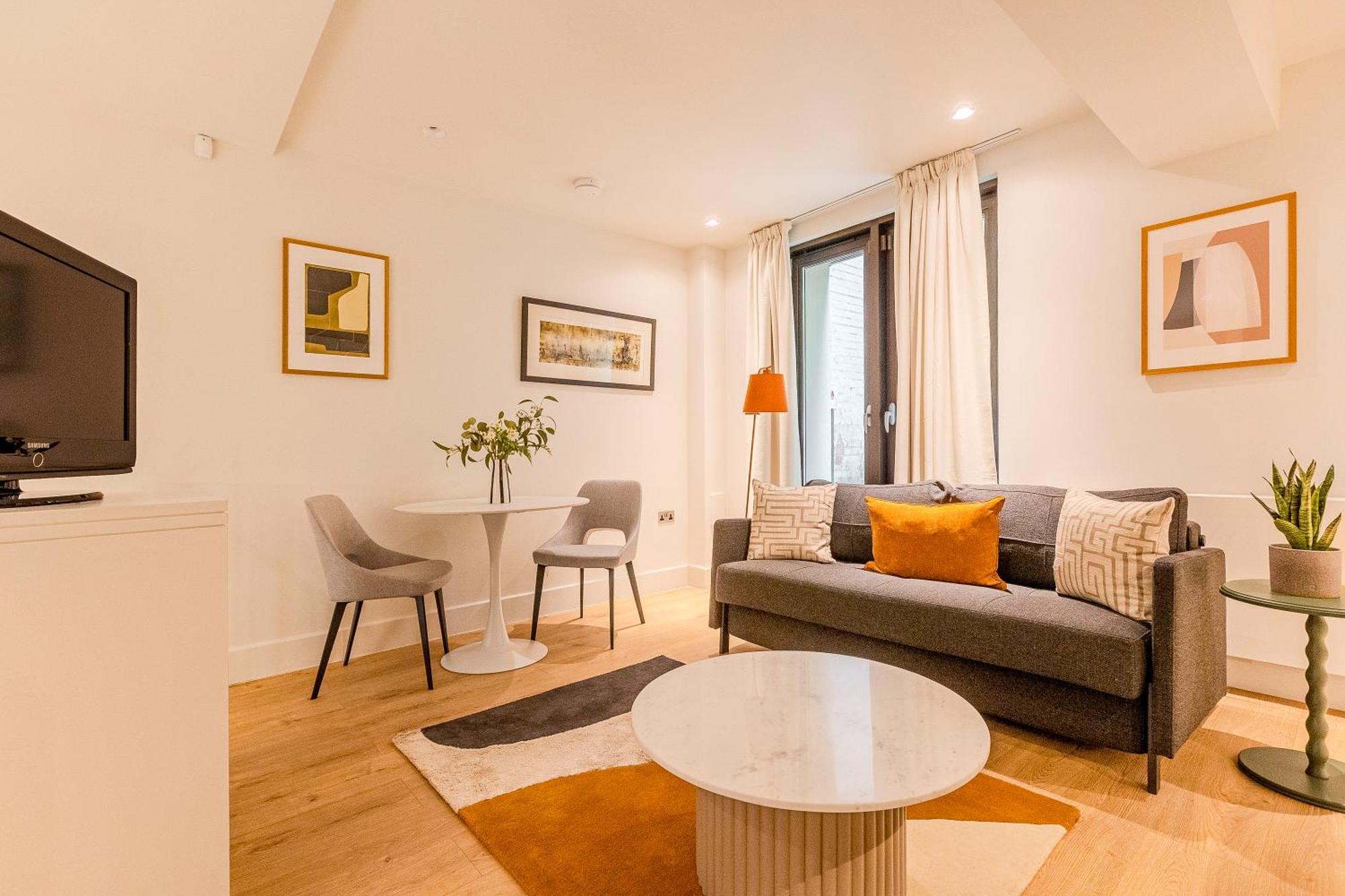 St Paul's I Your Apartment