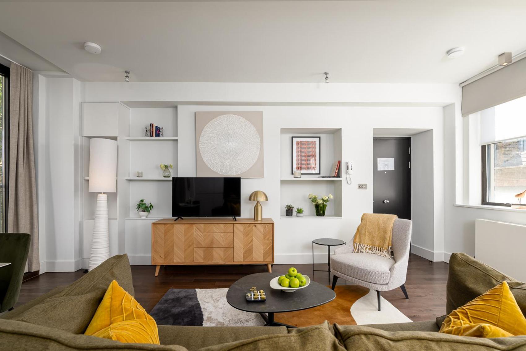 St Paul's I Your Apartment *