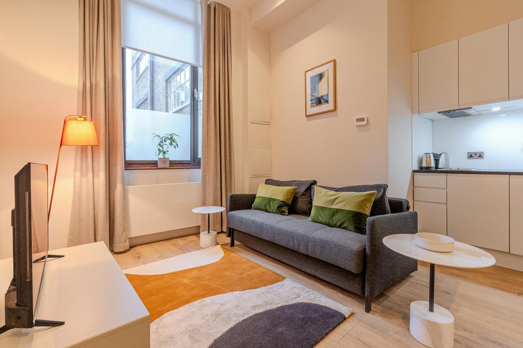 St Paul's I Your Apartment *
