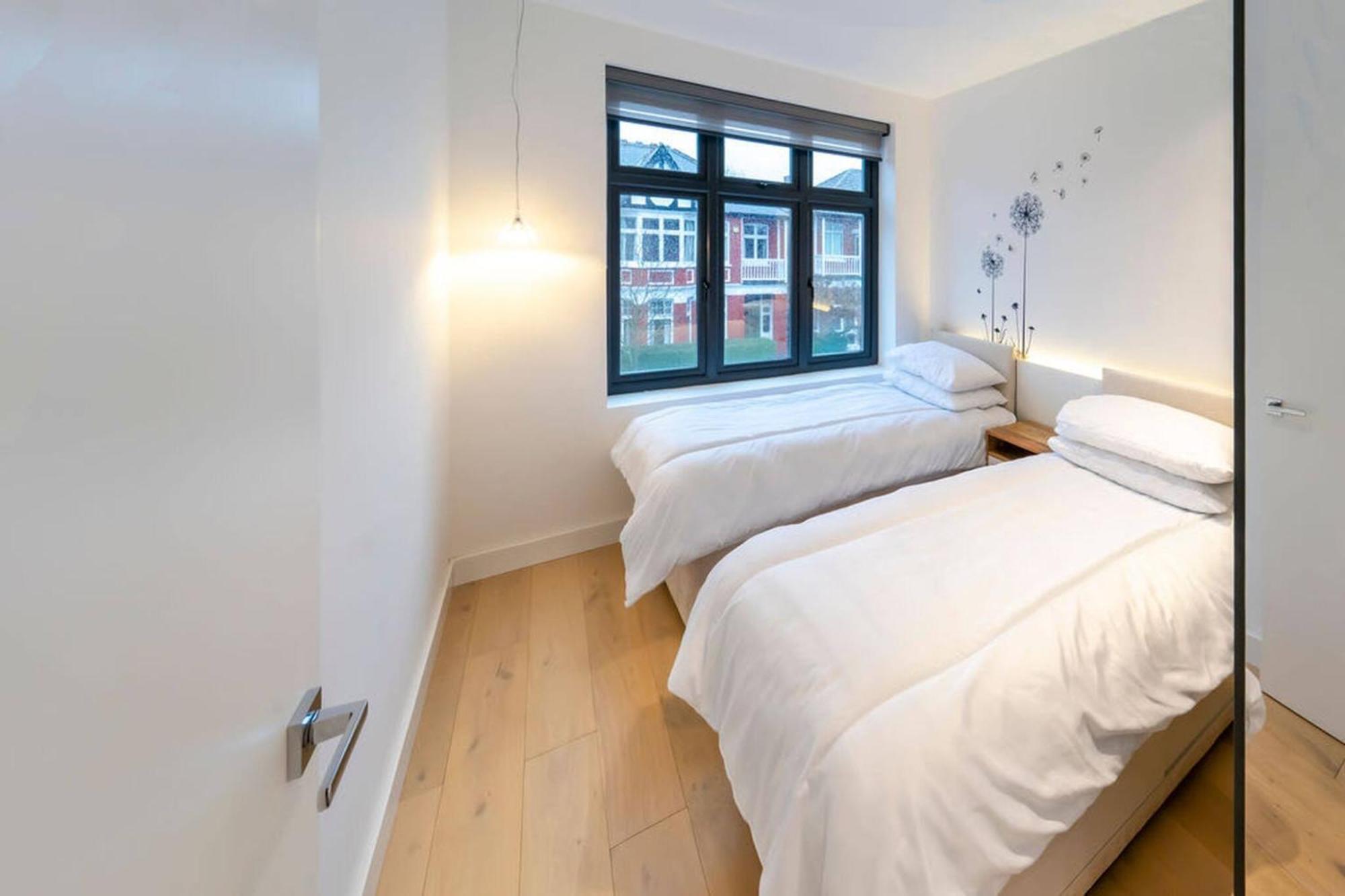 Modern Ealing Common Duplex