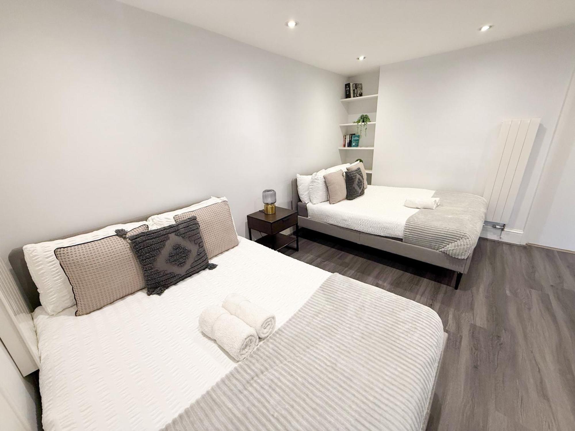 Apartment Detached House With Free Parking In Little Venice Near Paddington Hyde Park *