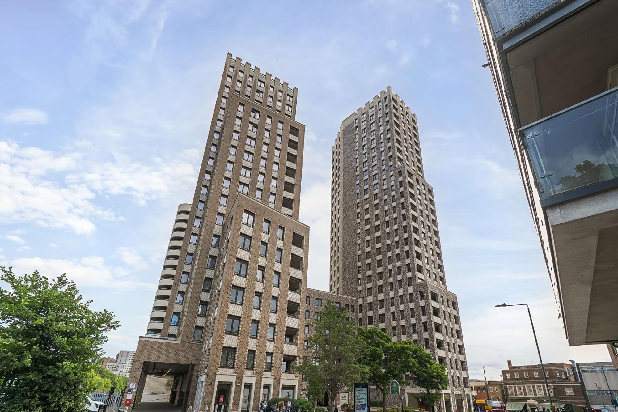 Roomspace Serviced -oasis Way