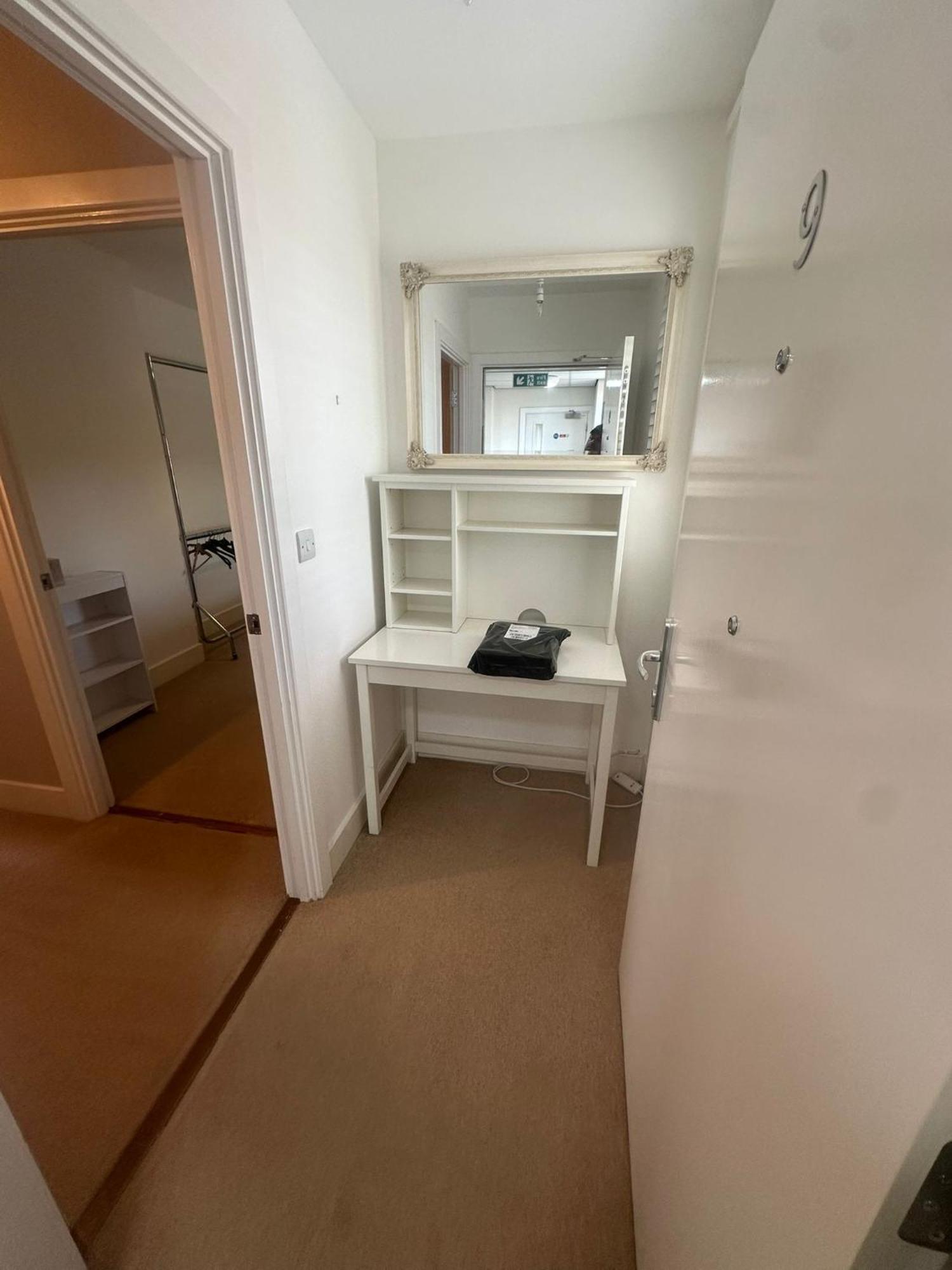Apartment Comfortable Two Bedroom Flat For 6 People's