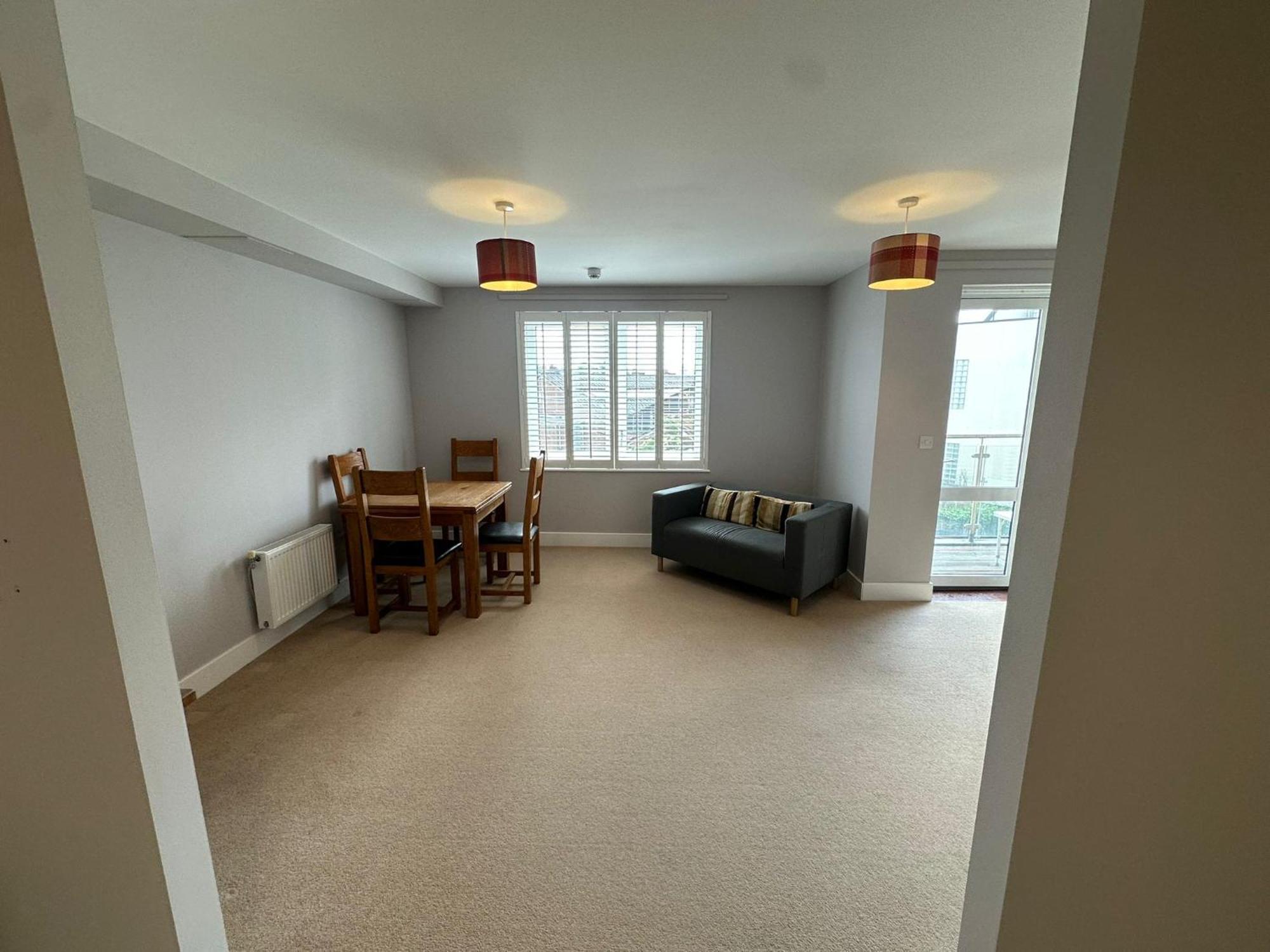 Apartment Comfortable Two Bedroom Flat For 6 People's