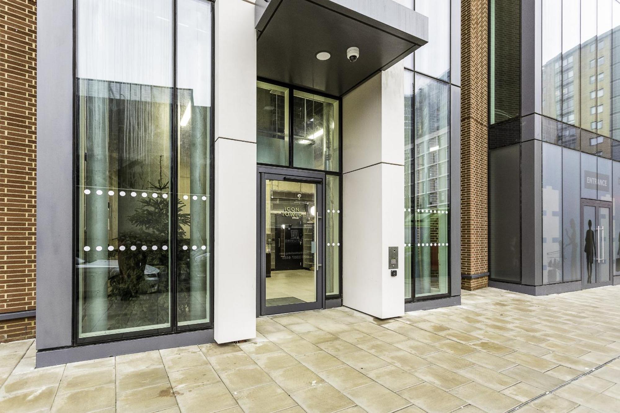 North Acton Xii - 2 Bedrooms - 2 Bathrooms - Balcony London
