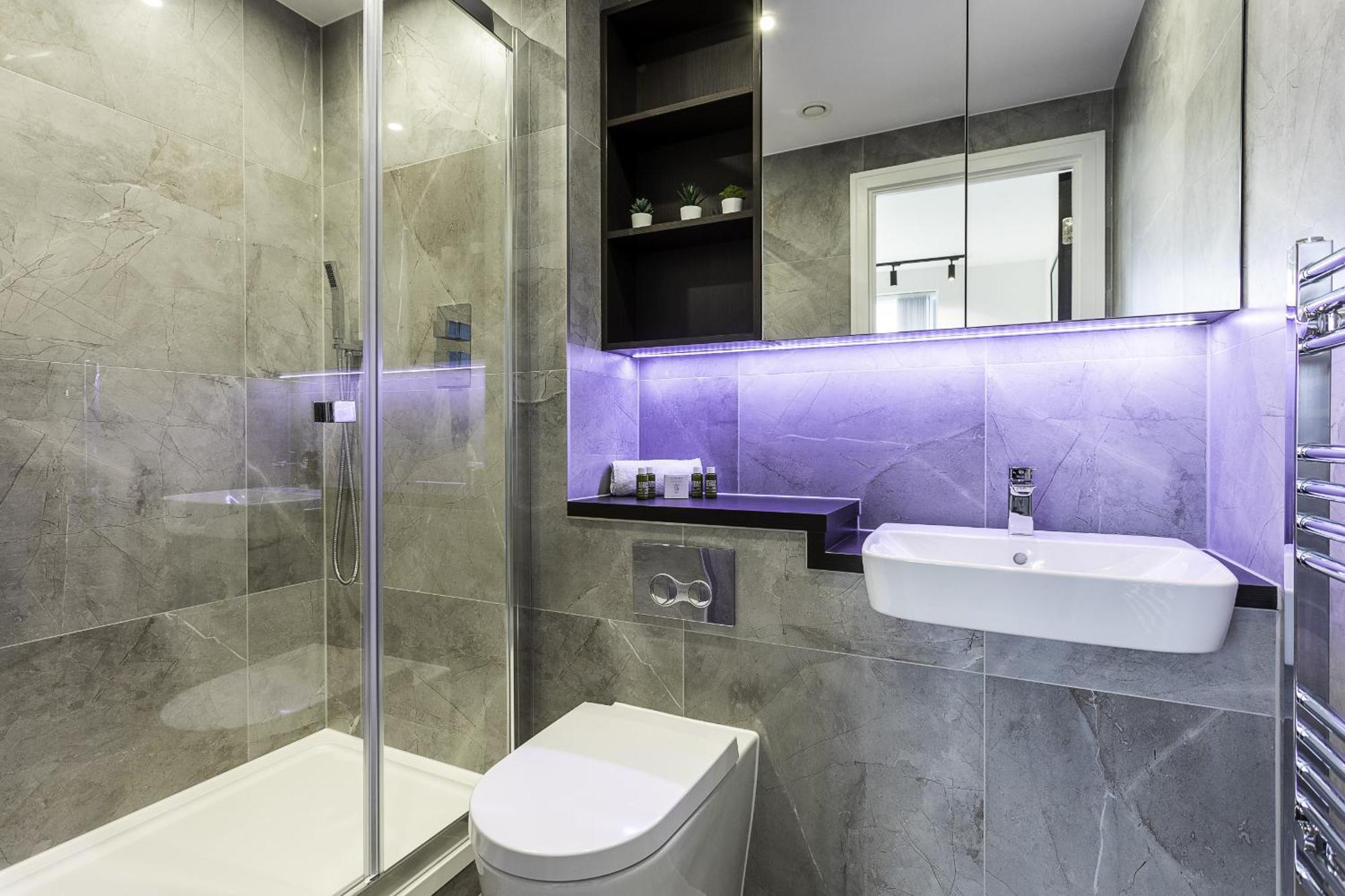 North Acton Xii - 2 Bedrooms - 2 Bathrooms - Balcony