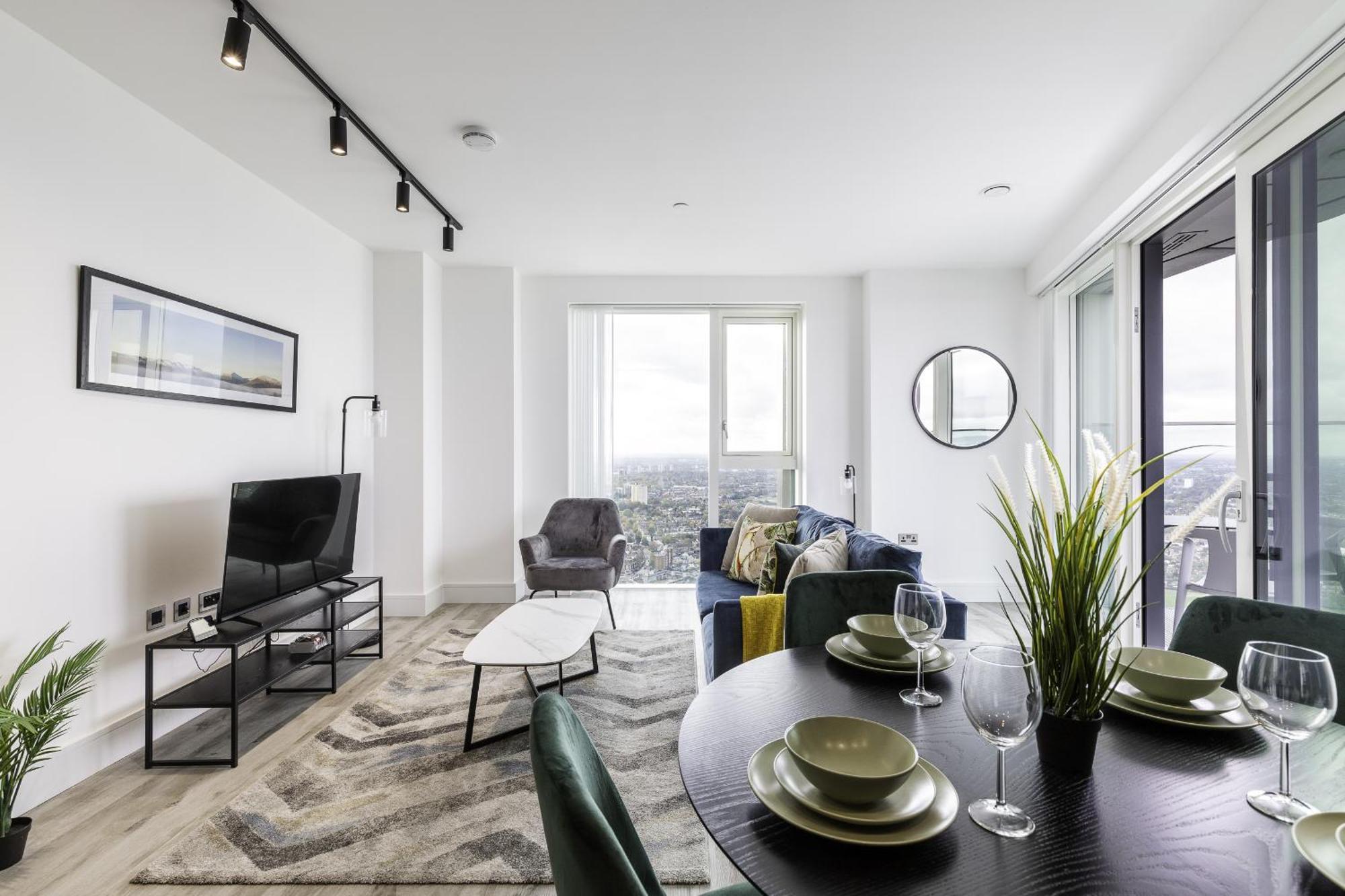 Apartment North Acton X - 2 Bedrooms - 2 Bathrooms - Balcony London