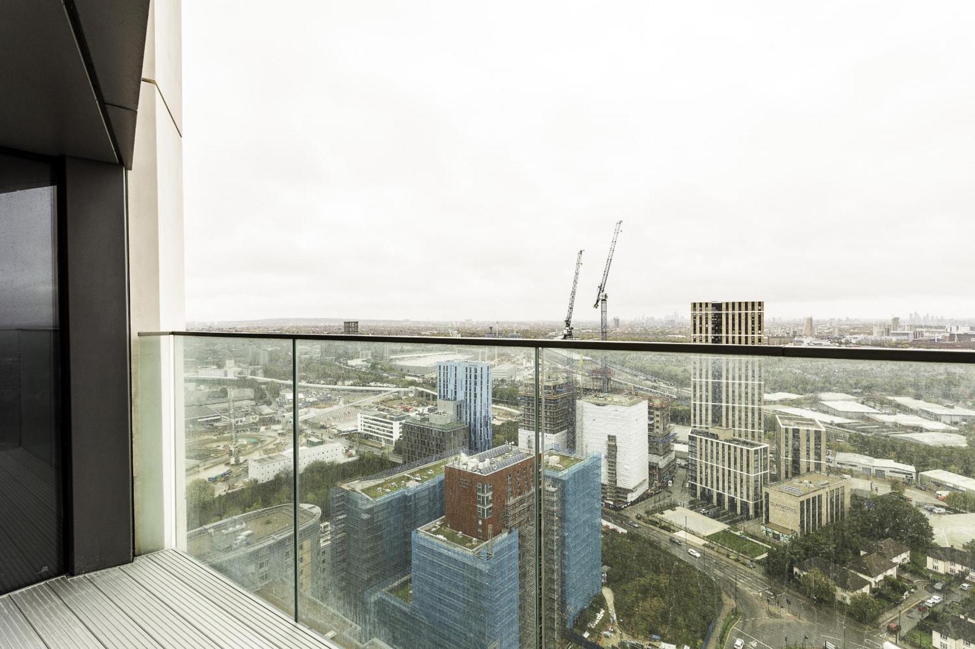 North Acton Ii - 2 Bedrooms - 2 Bathrooms - Balcony London