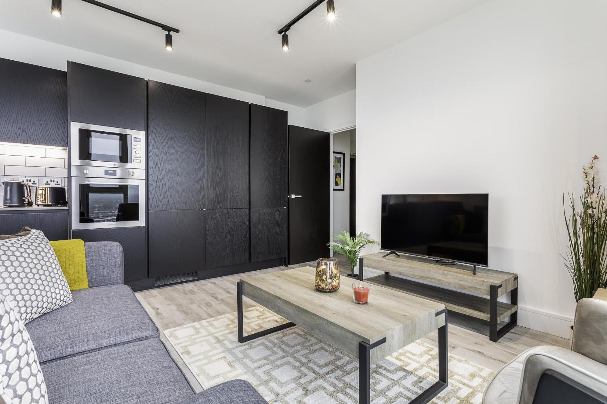 North Acton Ii - 2 Bedrooms - 2 Bathrooms - Balcony Apartment London