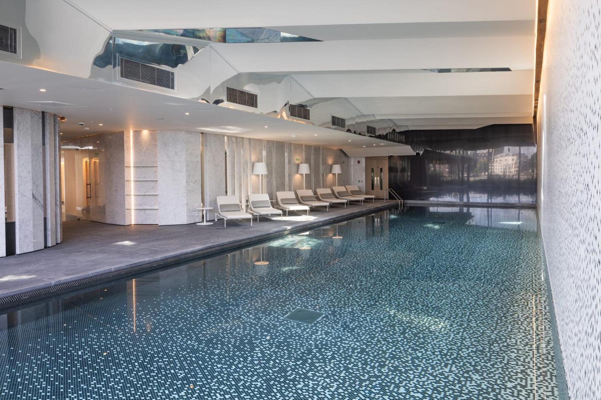 Master Class Three Bedroom With Panoramic Views Apartment *