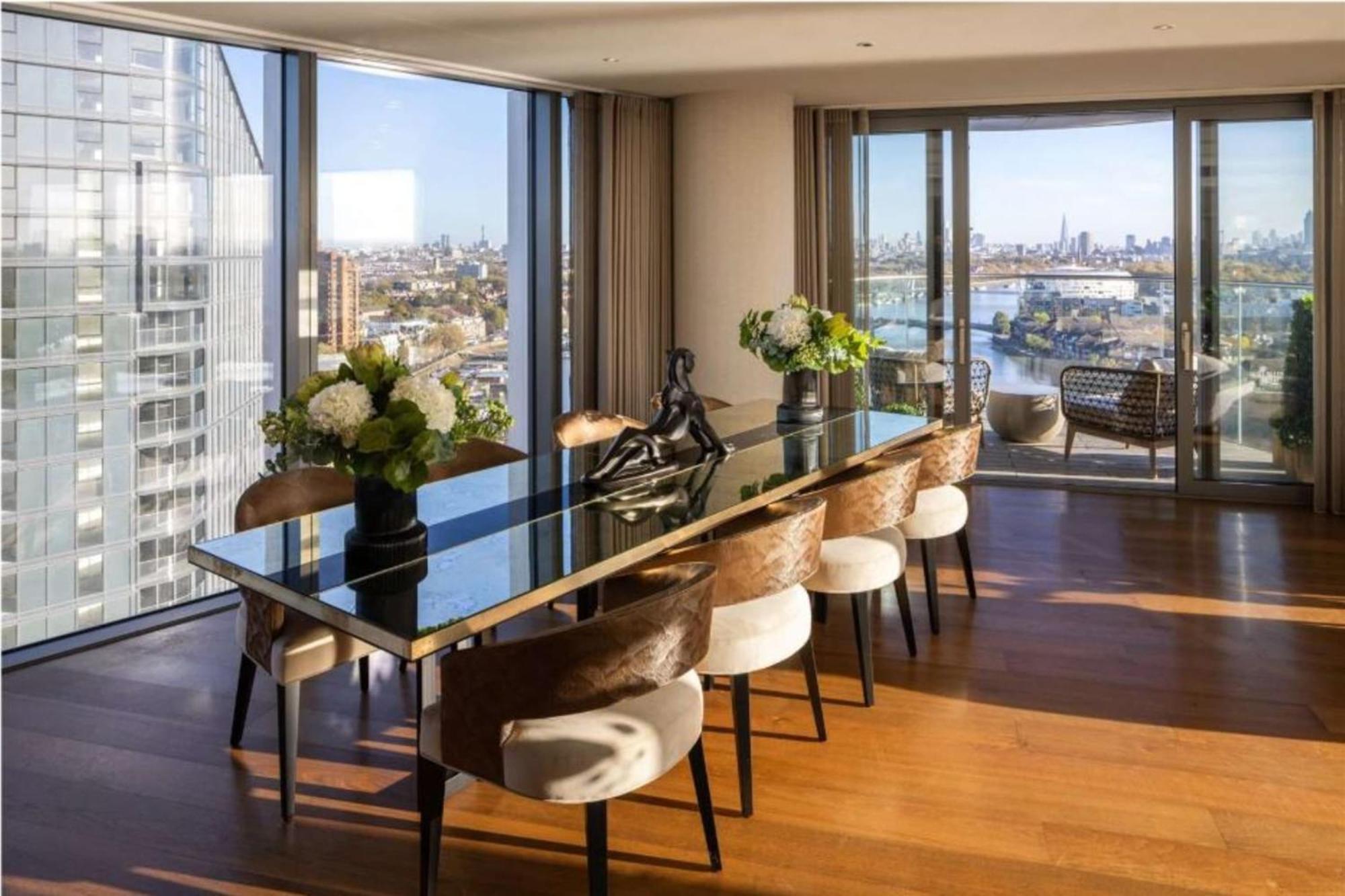 Apartment Master Class Three Bedroom With Panoramic Views London