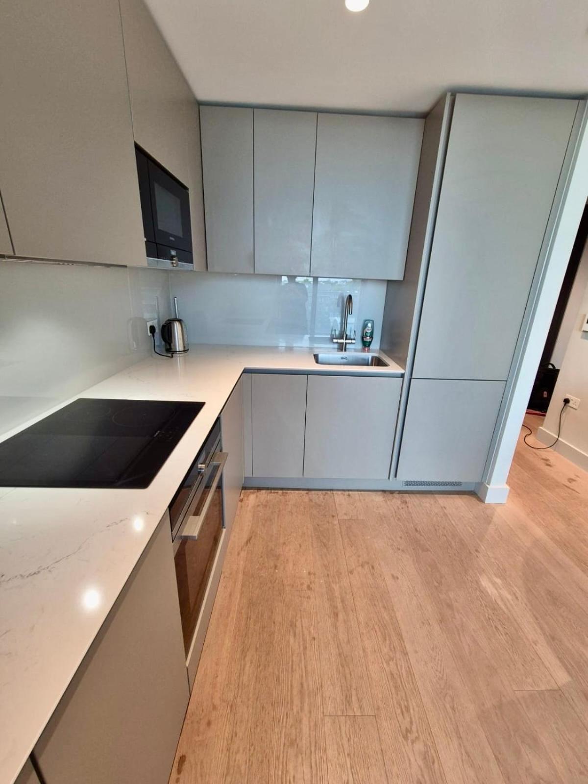 Hyde Park Superior Apartment At Paddington