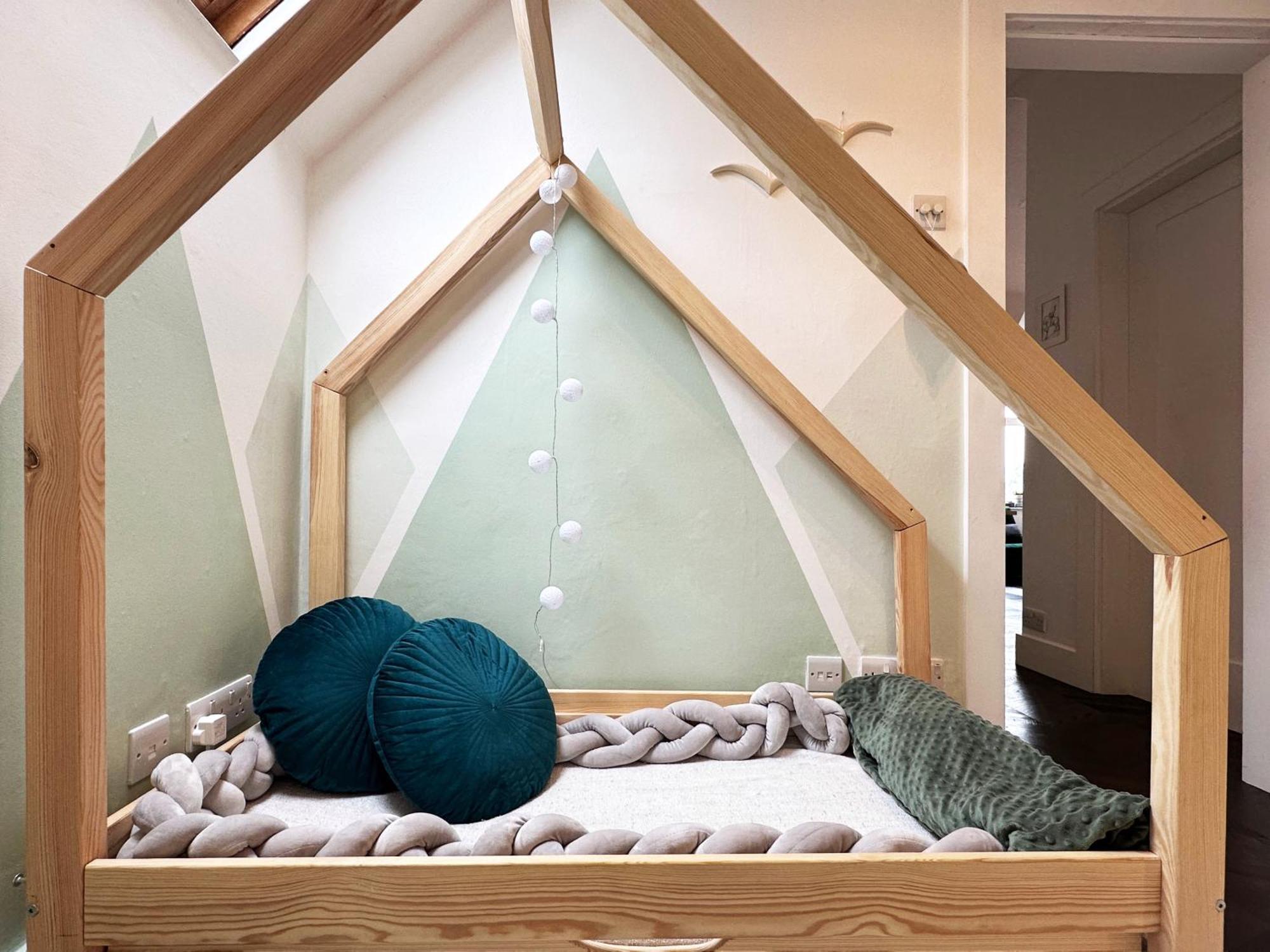 Luke's Place In West Hampstead Apartment