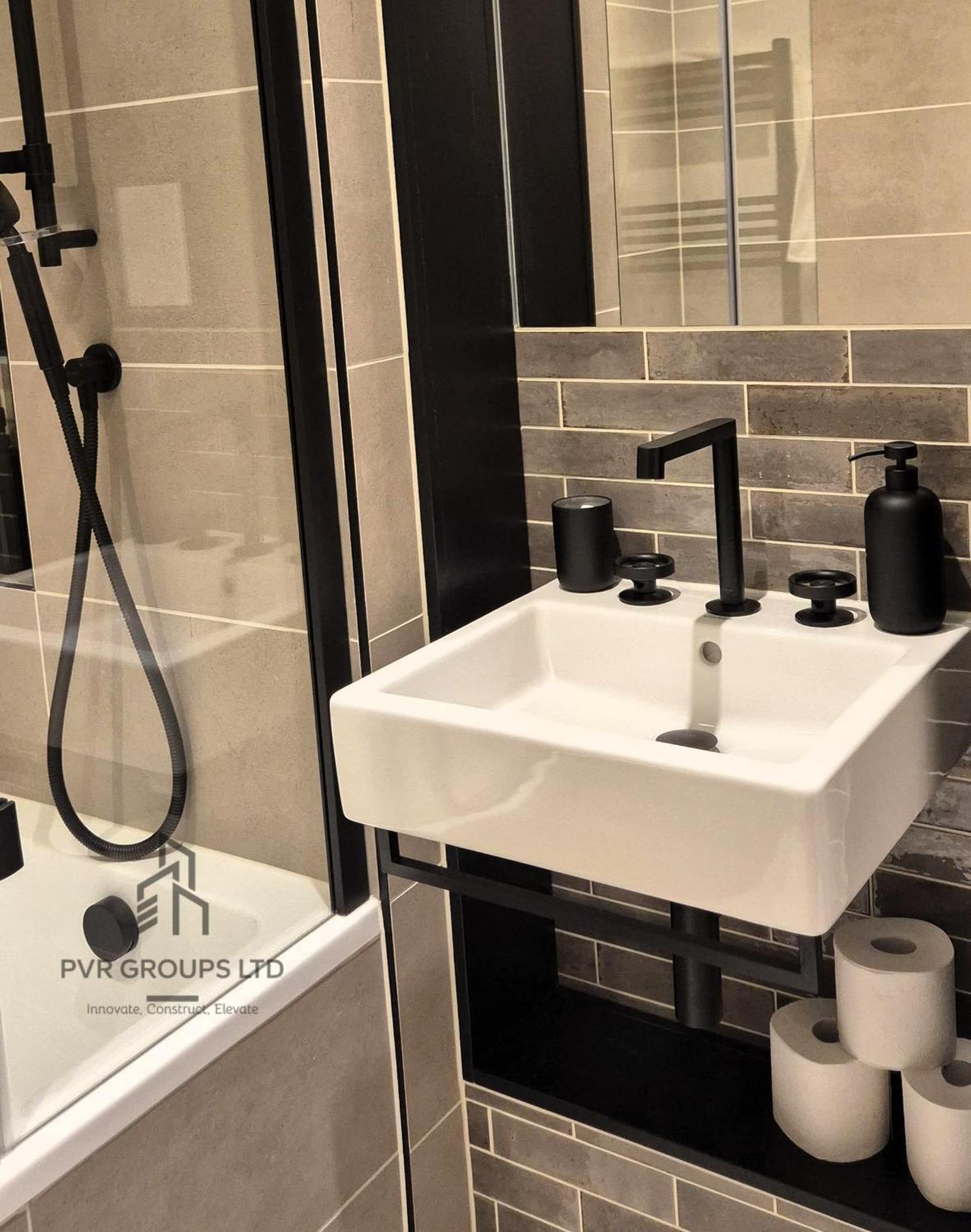 Apartment Canary Wharf Stay Modern 1Br Fast Wifi & Balcony Views London