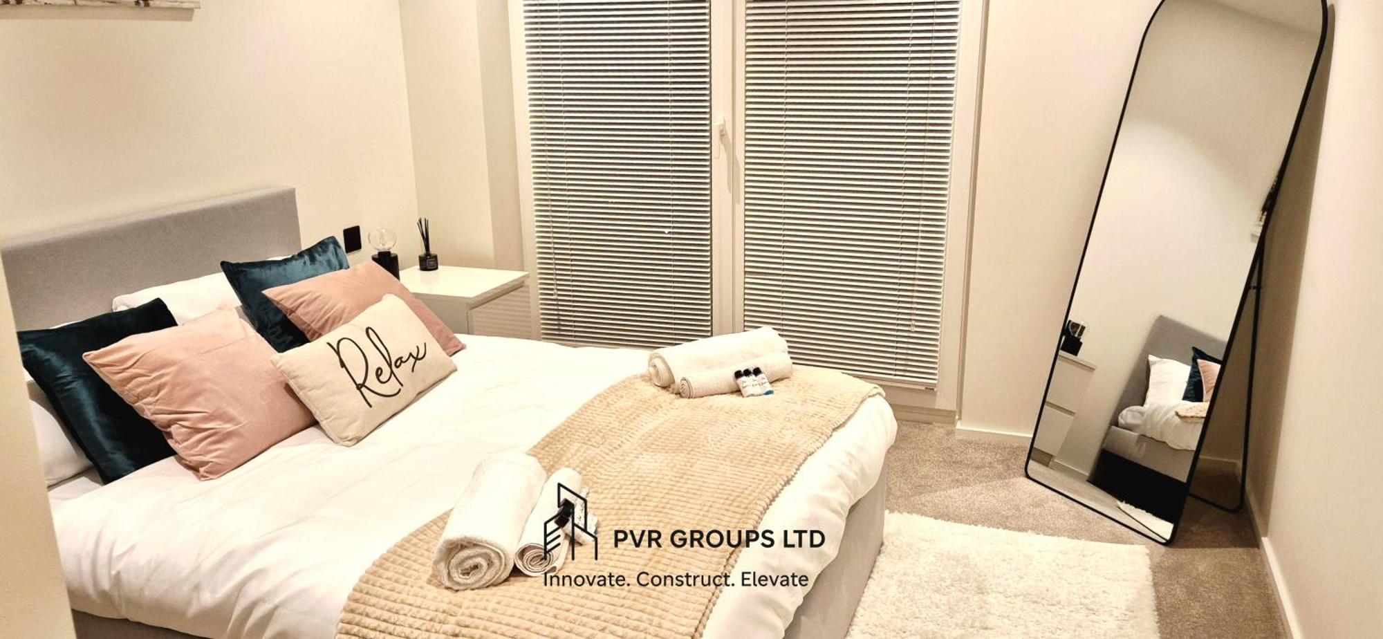 Canary Wharf Stay Modern 1Br Fast Wifi & Balcony Views *