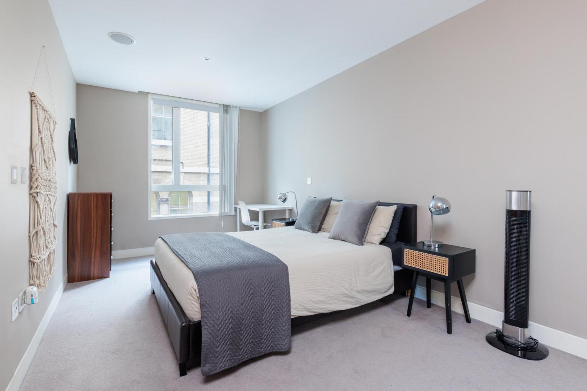 Luxury Let @ * London