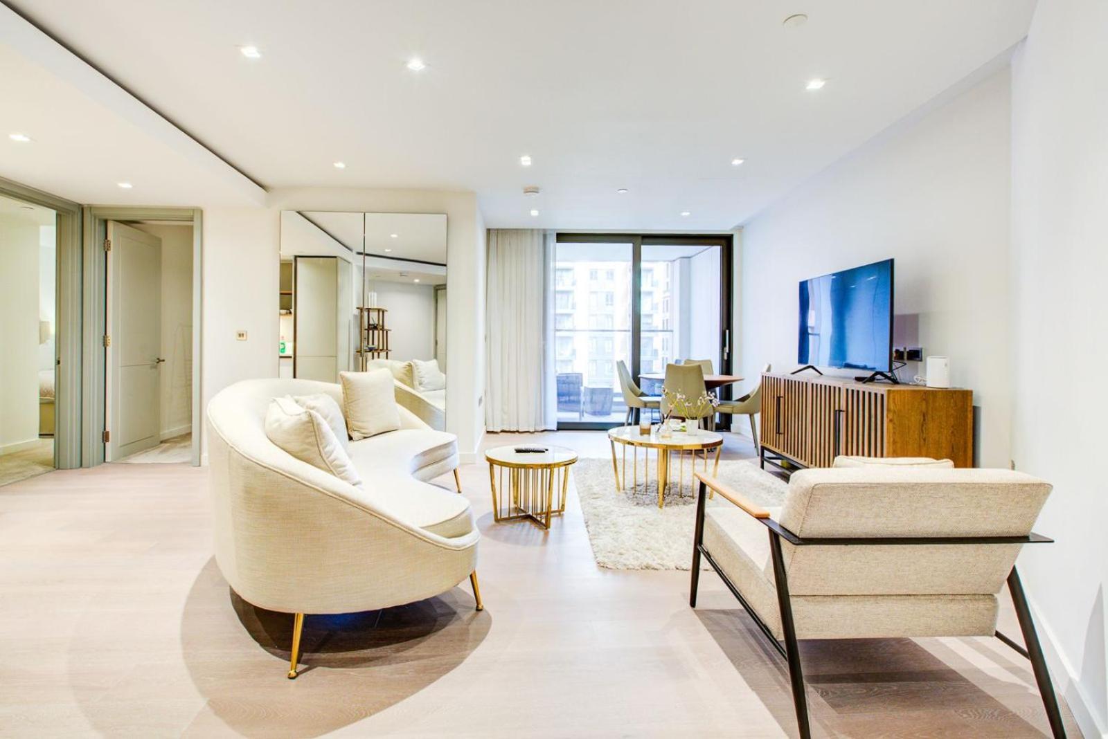 Mayfair Luxury Apartment *