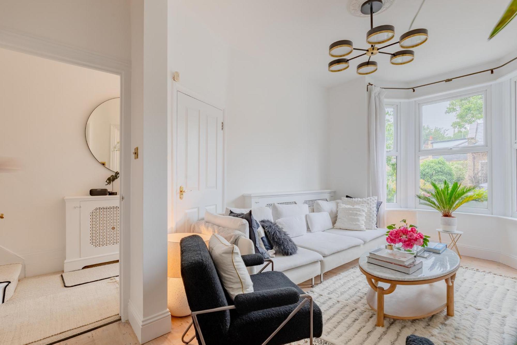 Luxuriously Curated 4bd Stoke Newington Apartment *