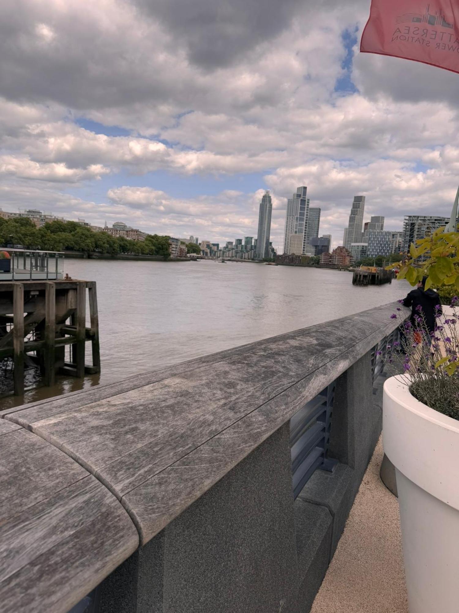 Apartment Family Battersea With Balcony In London