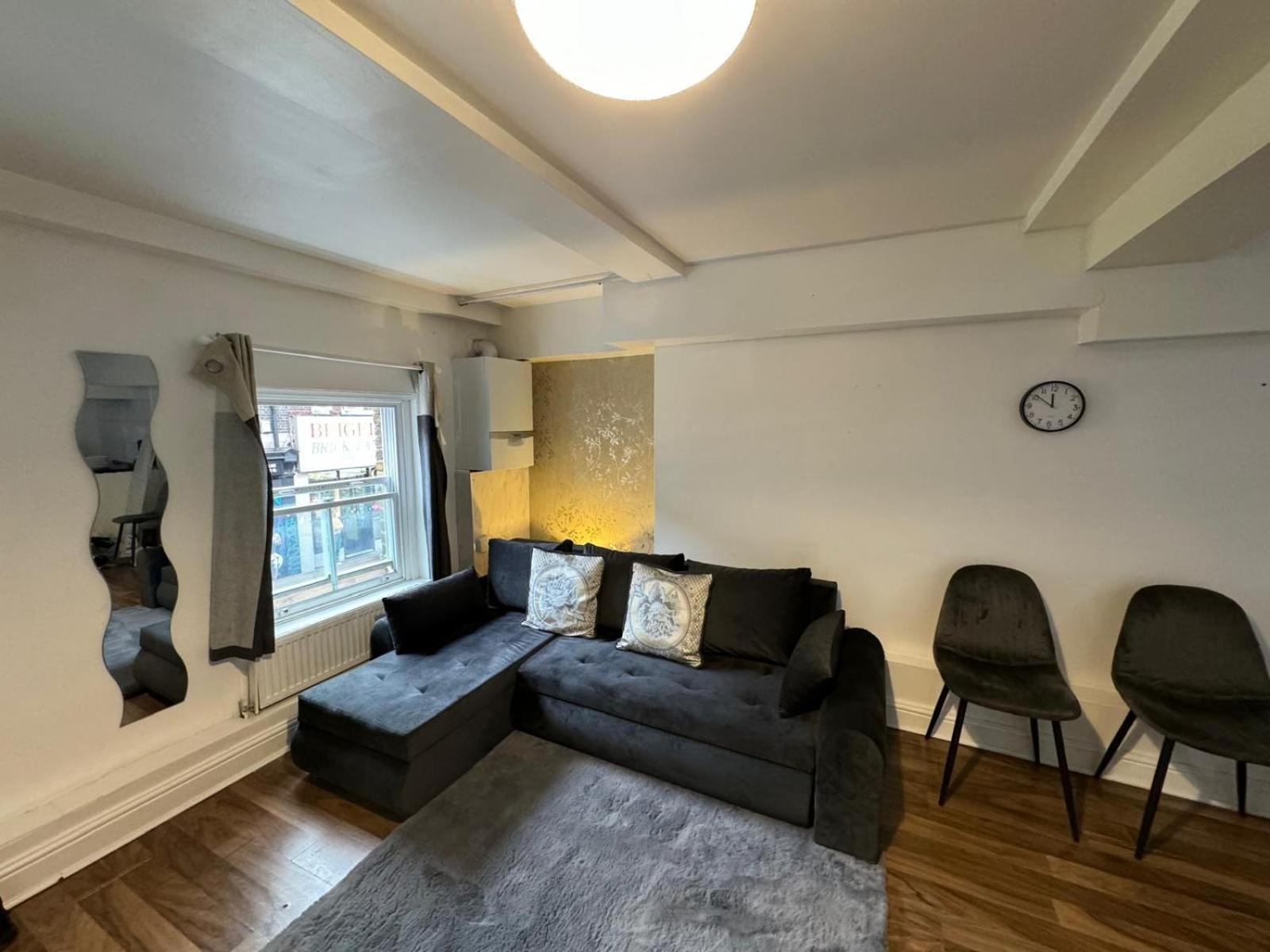Apartment 1 Bedroom Beautiful In Bricklane London