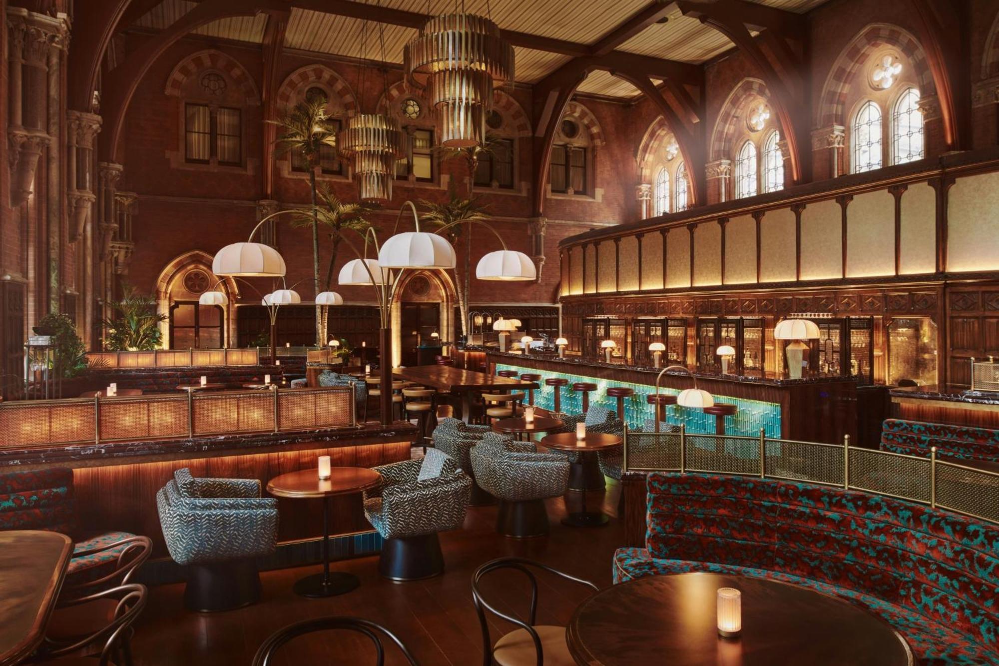 St Pancras London, Autograph Collection 5*