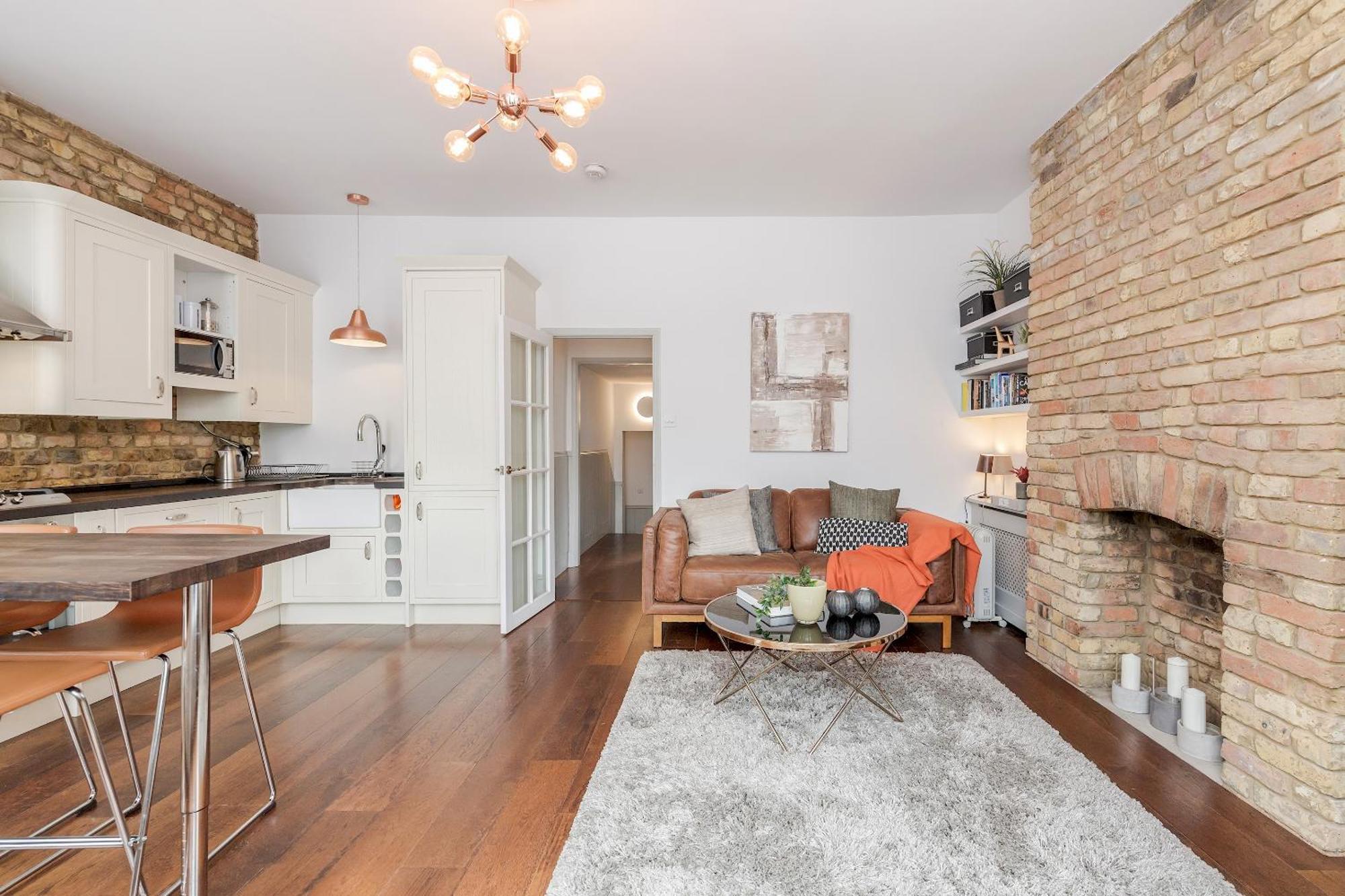Vauxhall Park 2bed Flat By Basetogo * London