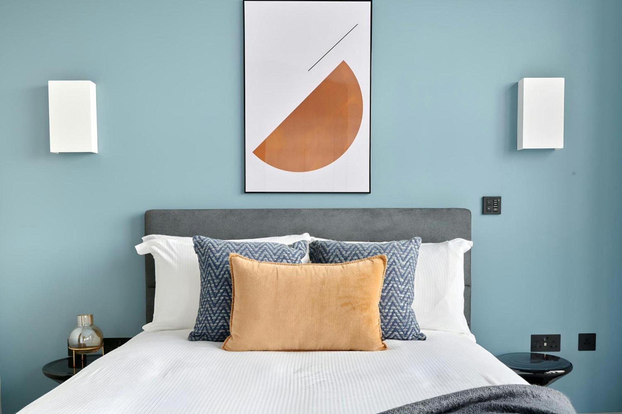 Sonder l Back Hill 4*