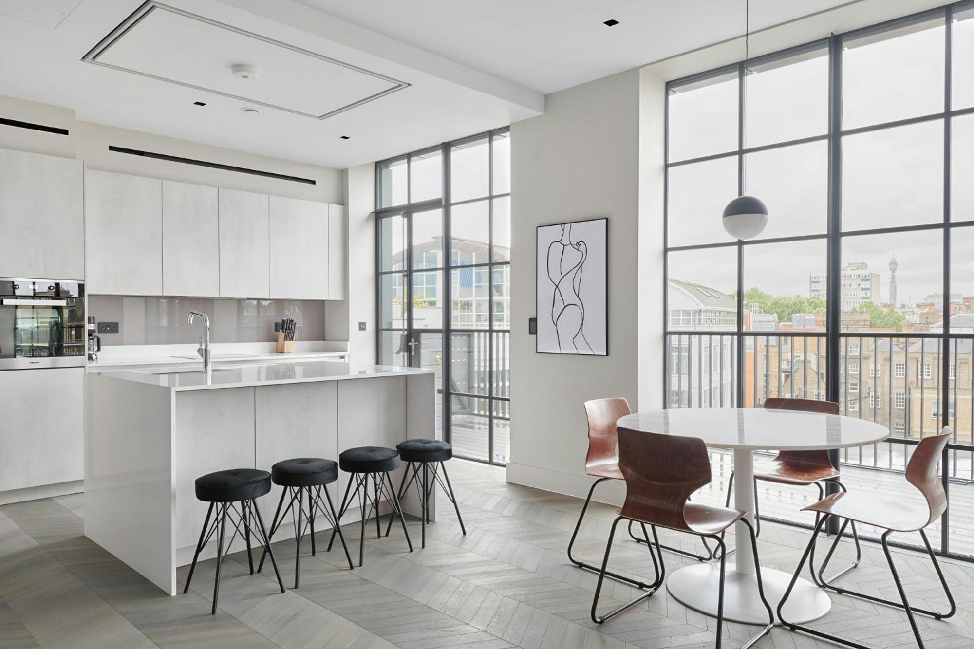 Sonder l Back Hill Aparthotel