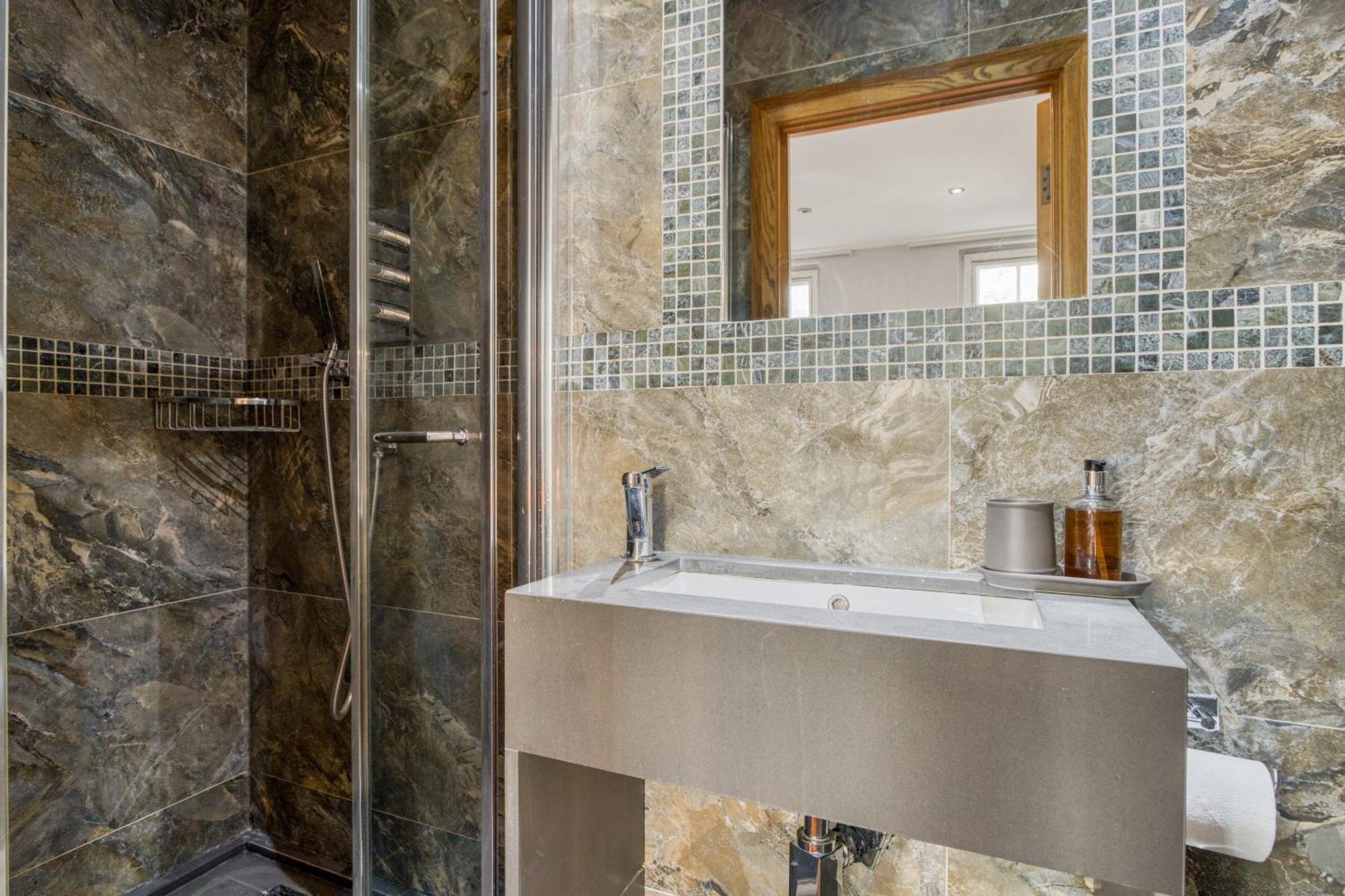 Apartamento Luxe - Hyde Park - 2bed 3bath A/c + Lift
