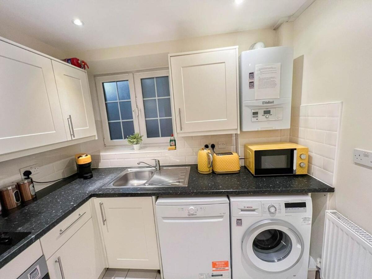 Chic 2-bedroom Flat In Vauxhall Near The Oval Apartment