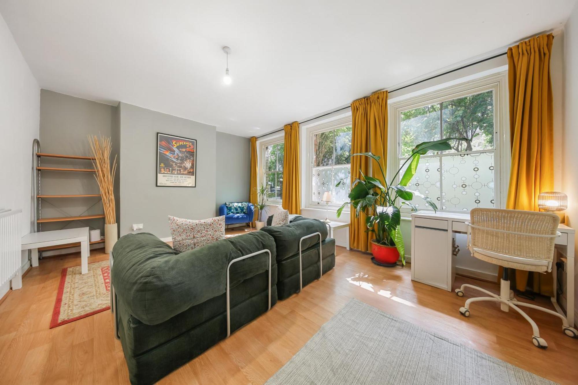 Spacious 1-bed In Islington Apartment *