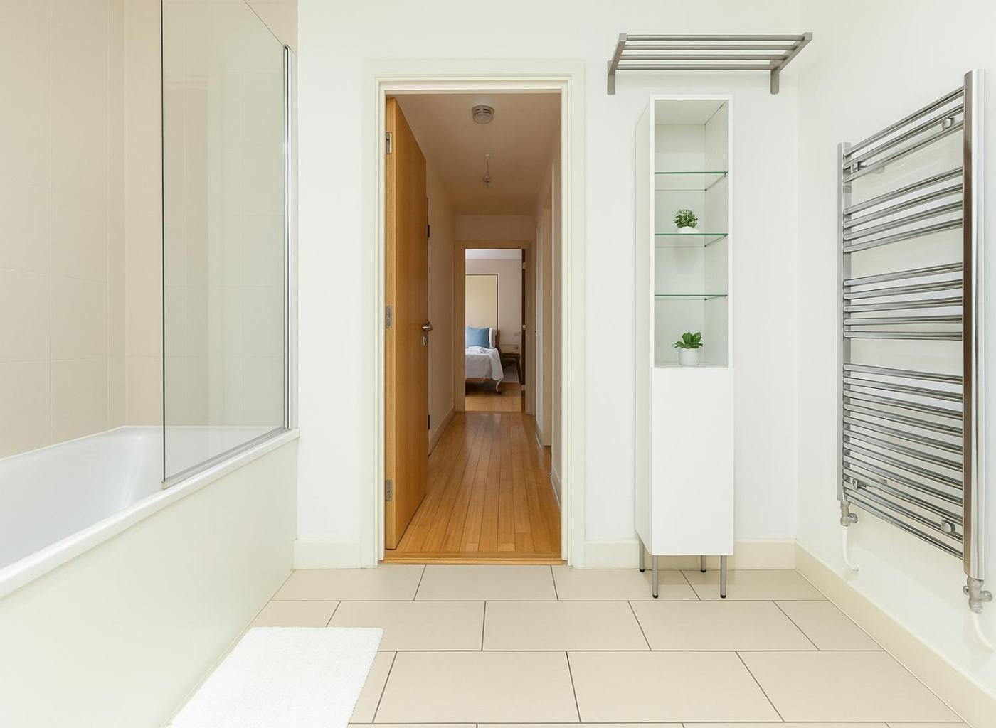 Dalston Square Gem - Walk To Cafes, Bars & Tube Apartment *