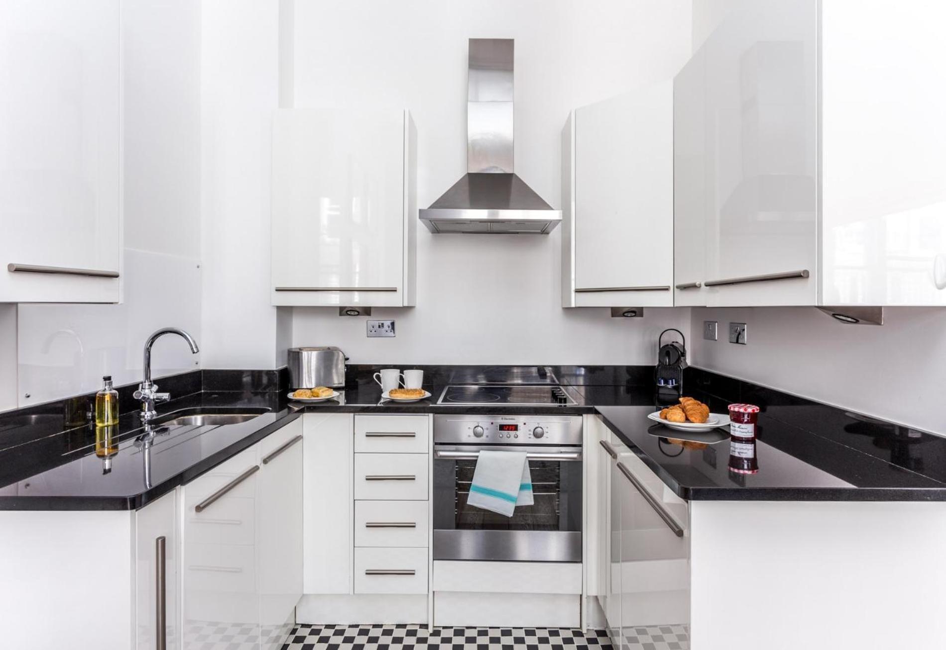 Dear Newton - Plush 1 Bedroom In Notting Hill * London