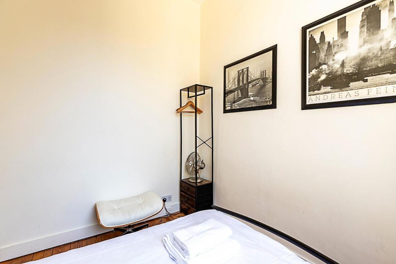 Stylish West Kensington Flat With Character Apartment *