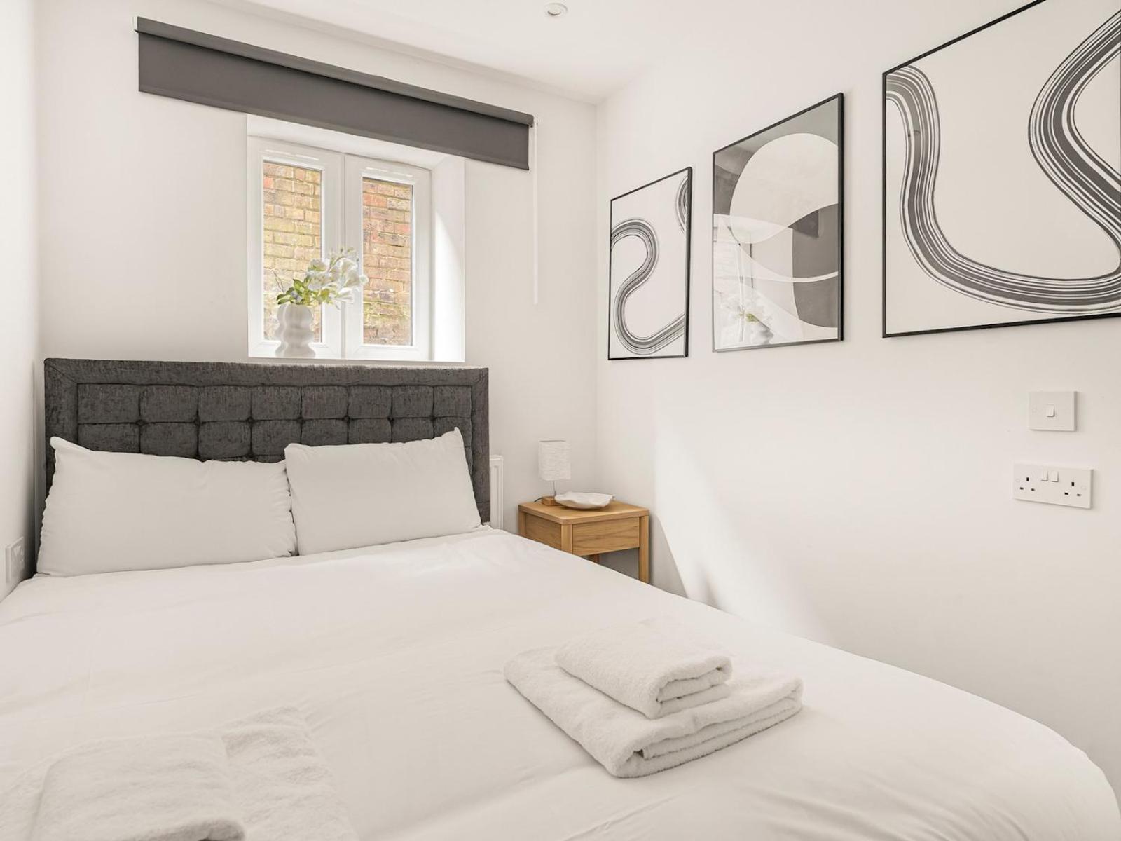 Apartment Pass The Keys Modern Spacious Flat Wcar Park In South London London