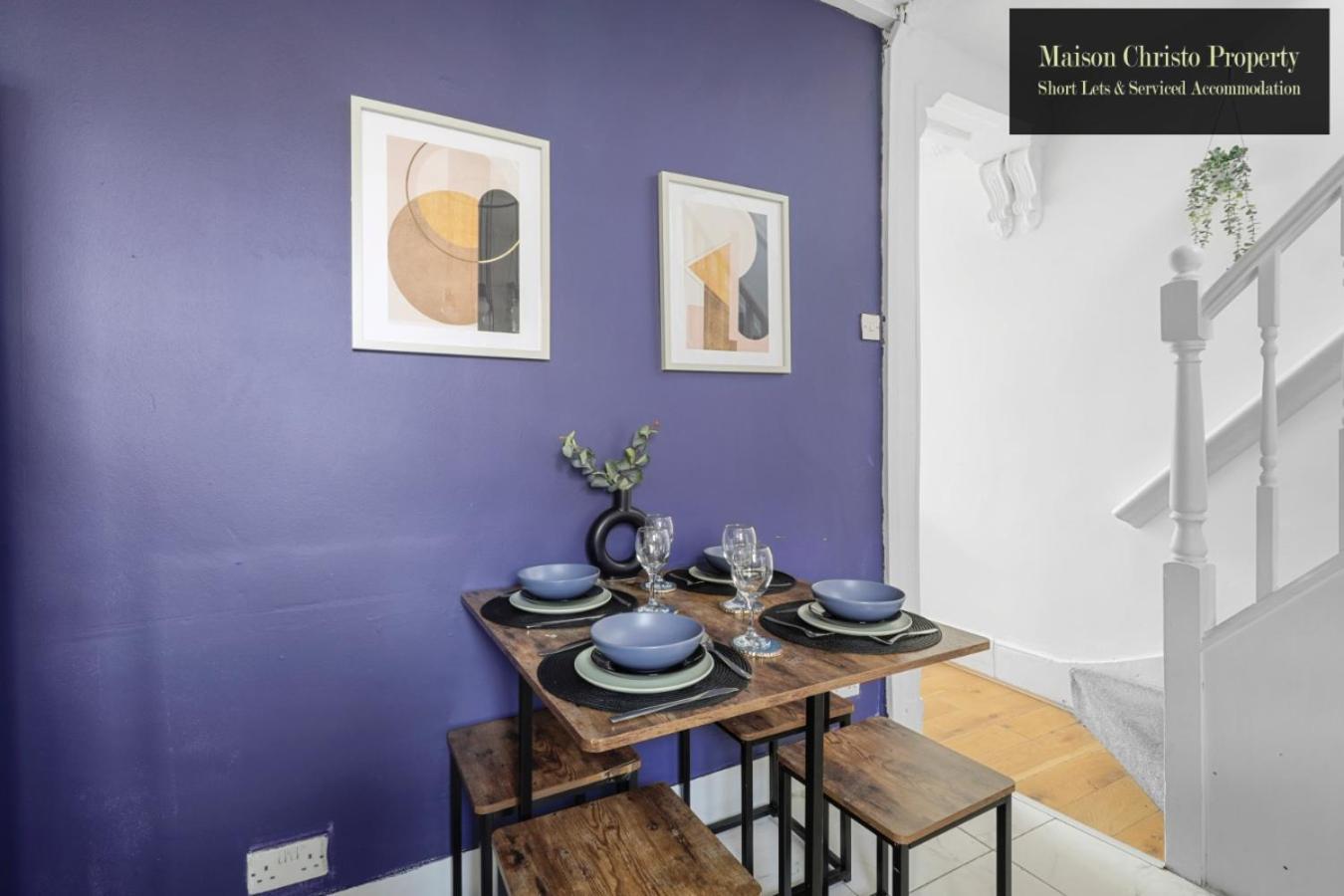 Weekly Or Monthly Stays, London, Stratford, 2Bedroom Hse, Sleeps 6, Servcied Apartment By Maison Christo Property Short Lets & Serviced Accomdation London
