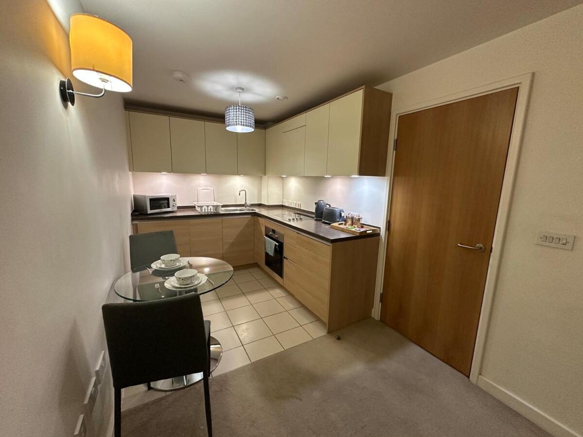 Apartment Luxury One Bedroom Flat Next To Wembley Stadium *