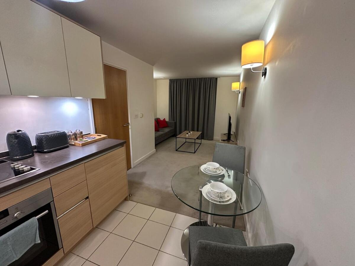Apartment Luxury One Bedroom Flat Next To Wembley Stadium London