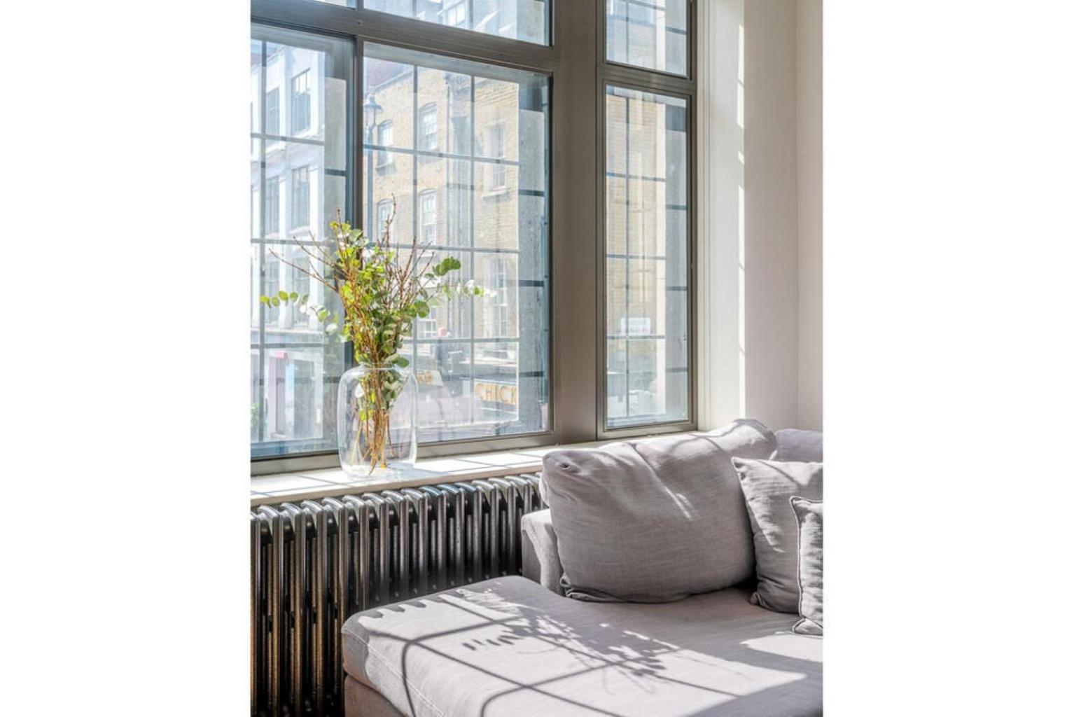 Soho Modern Luxury 3 Beds Apartment *