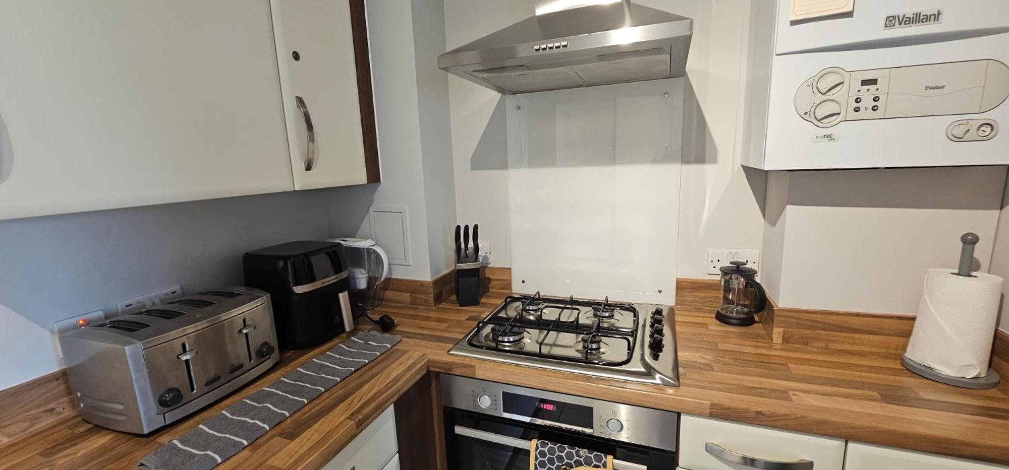 Comfortable Two Bedroom Flat For 6 People's *