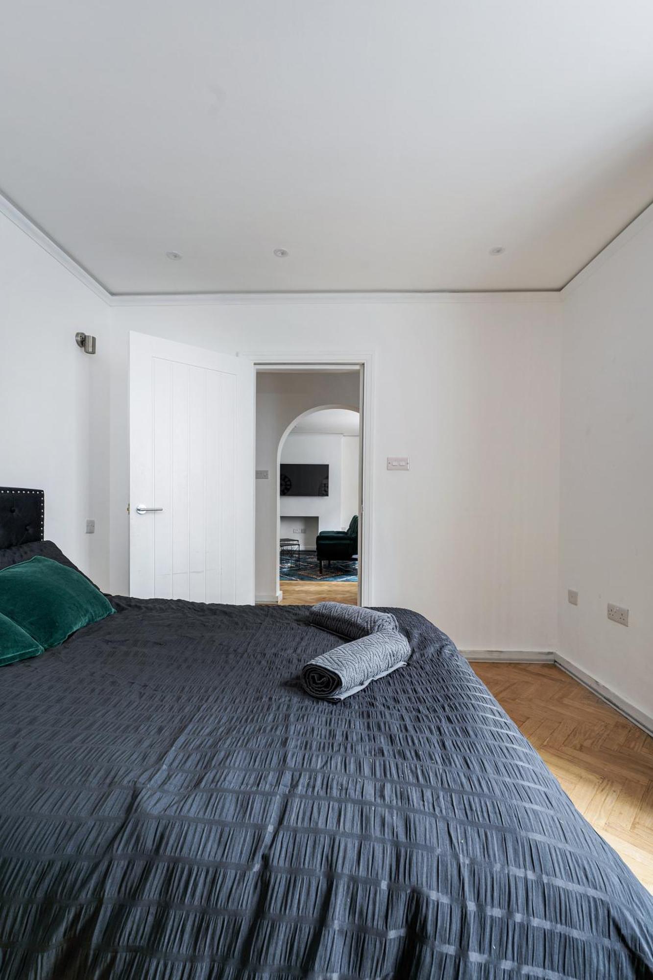Apartment Luxury Modern 2-bed Flat In Chic Chelsea *